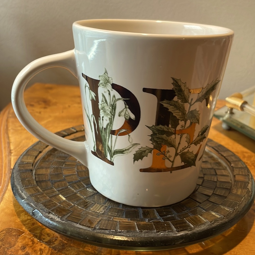Williams Sonoma PEACE Coffe Mug-Gold Letters, White & Green Floral, Christmas